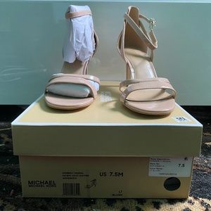 Michael Kors Nude heels